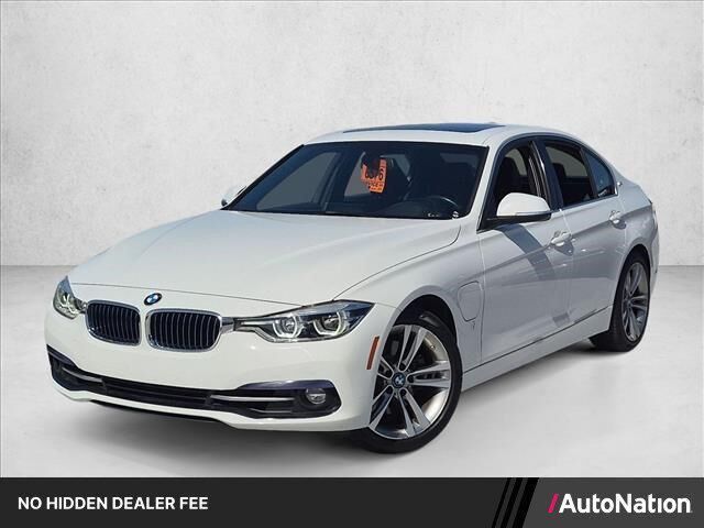 2018 BMW 3 Series 330e iPerformance — photo 1 of 13