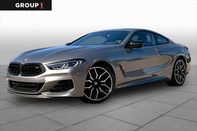 2025 BMW 8 Series M850i xDrive