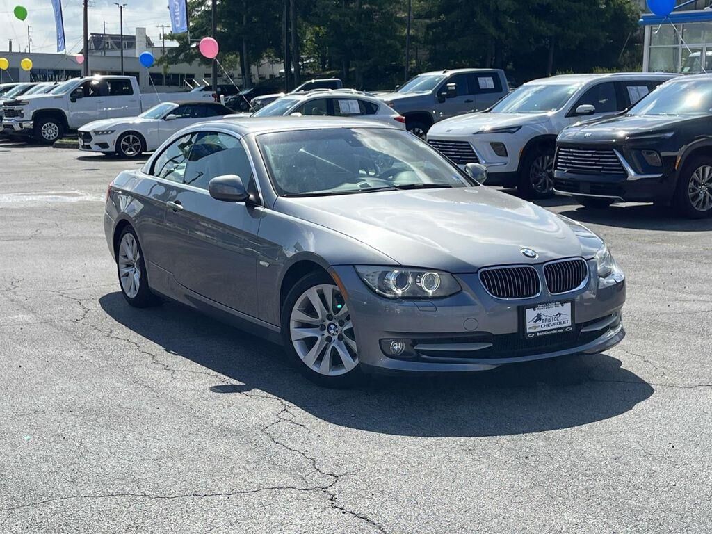 2013 BMW 3 Series 328i — photo 1 of 12