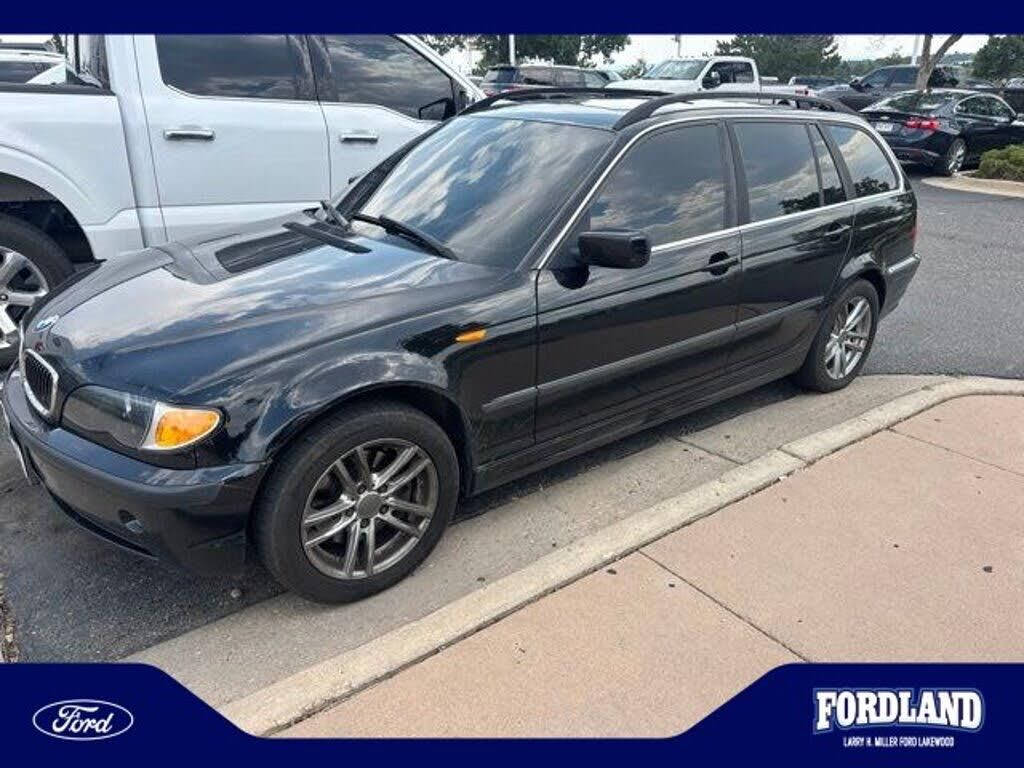 2002 BMW 3 Series 325xi — photo 1 of 1