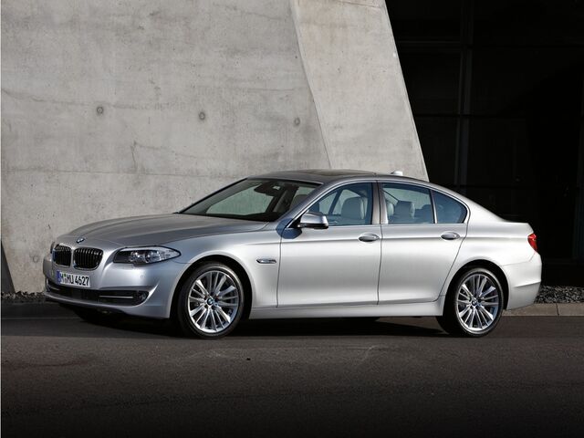 2012 BMW 5 Series 535i