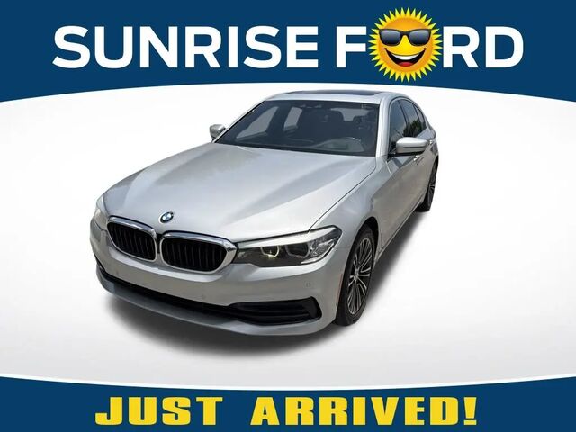 2019 BMW 5 Series 530i