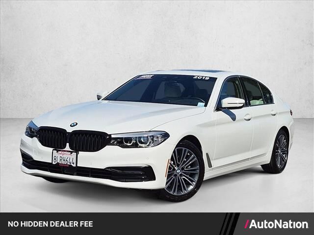 2019 BMW 5 Series 530i — photo 1 of 13