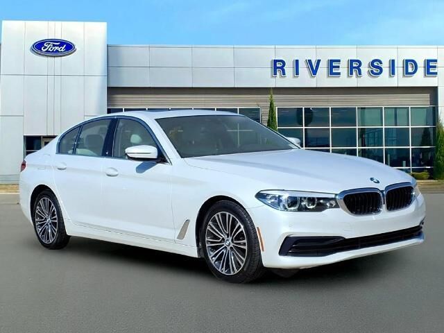 2019 BMW 5 Series 530i
