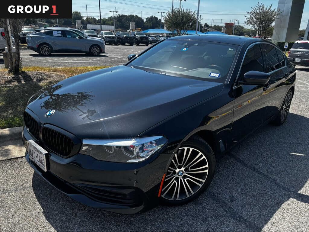 2019 BMW 5 Series 530i — photo 1 of 1