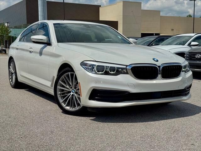 2019 BMW 5 Series 530i