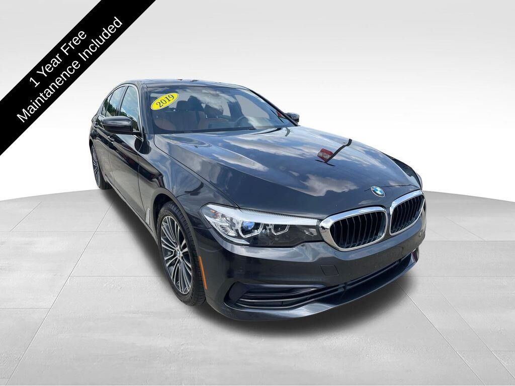 2019 BMW 5 Series 530i xDrive — photo 1 of 1