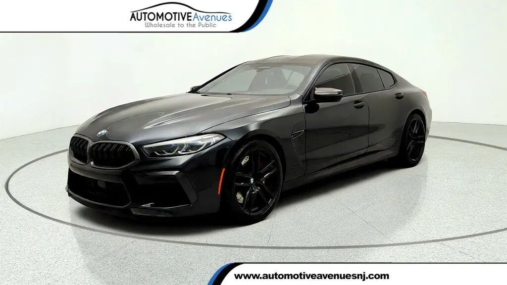 2022 BMW M8 Competition — photo 1 of 30