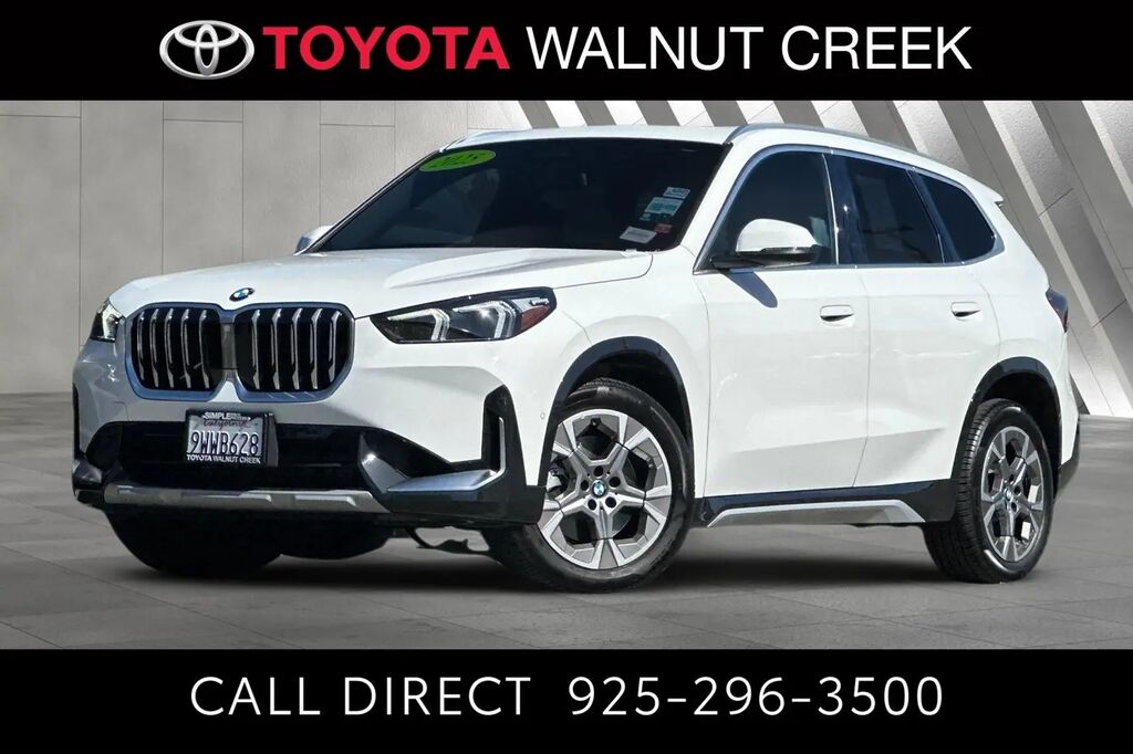 2025 BMW X1 xDrive28i — photo 1 of 10