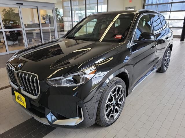 2026 BMW X1 xDrive28i — photo 1 of 13