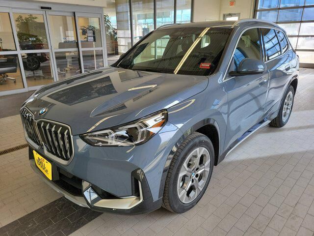2026 BMW X1 xDrive28i — photo 1 of 26