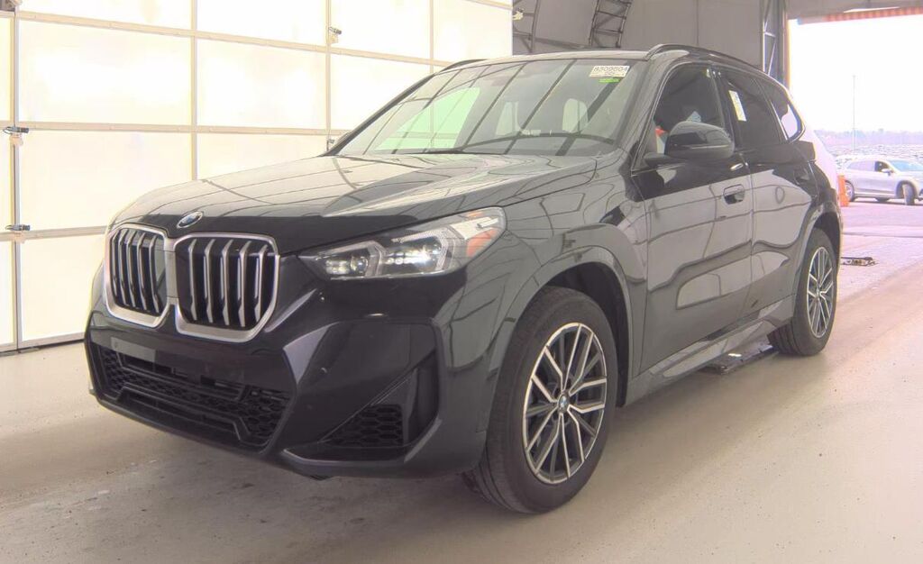 2025 BMW X1 xDrive28i — photo 1 of 26