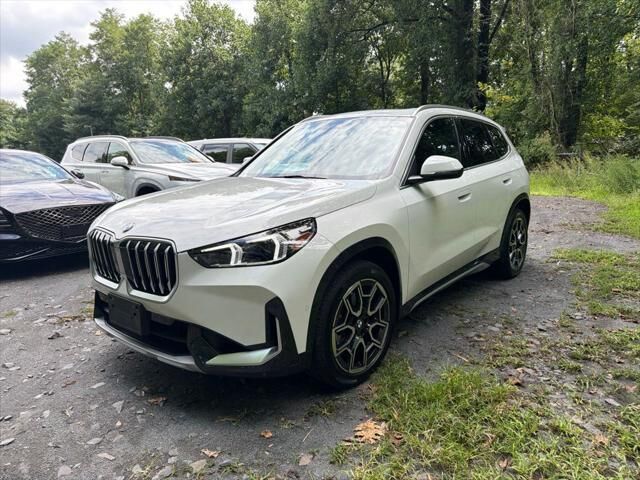 2026 BMW X1 xDrive28i — photo 1 of 13