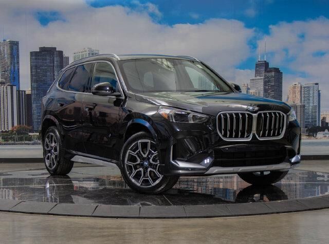 2027 BMW X1 xDrive28i — photo 1 of 13