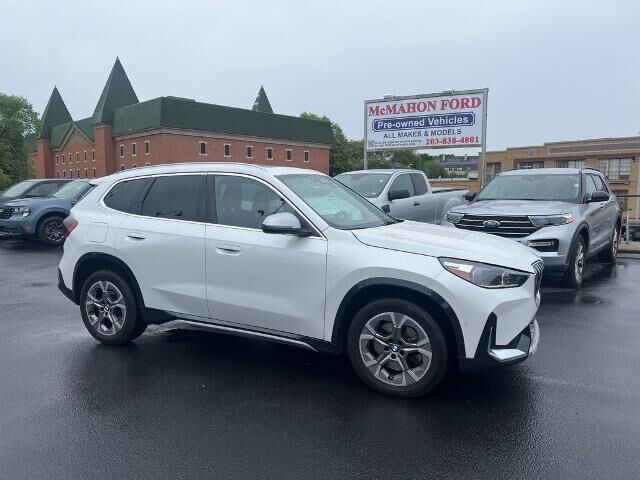 2024 BMW X1 xDrive28i — photo 1 of 13