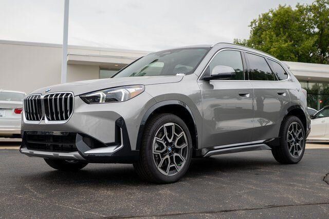 2026 BMW X1 xDrive28i — photo 1 of 13
