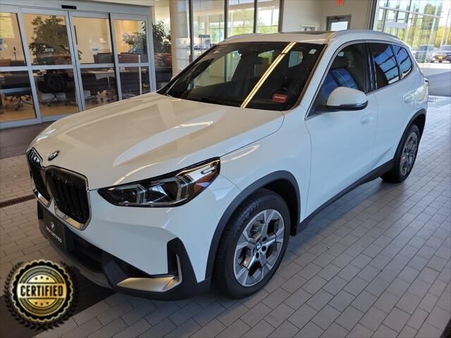 2023 BMW X1 xDrive28i — photo 1 of 13