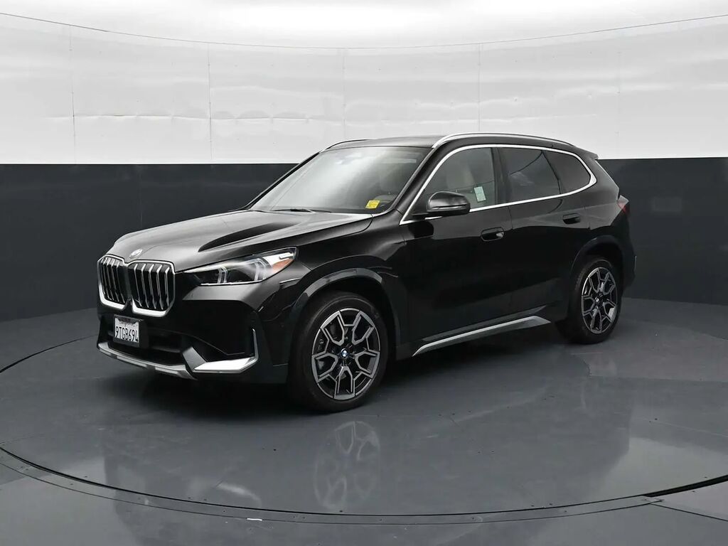 2025 BMW X1 xDrive28i — photo 1 of 13
