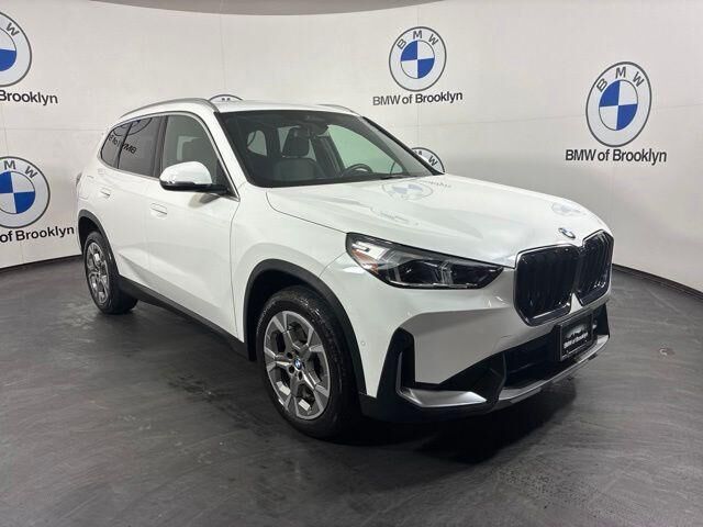 2023 BMW X1 xDrive28i — photo 1 of 13