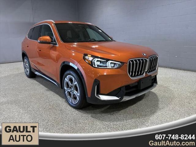 2025 BMW X1 xDrive28i — photo 1 of 13