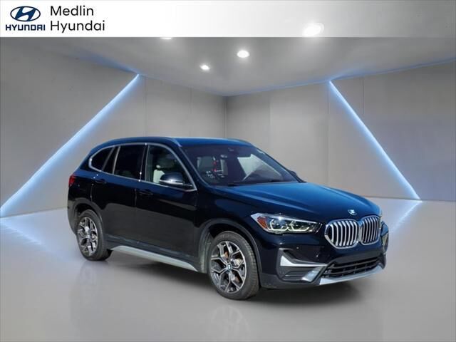 2022 BMW X1 sDrive28i — photo 1 of 13