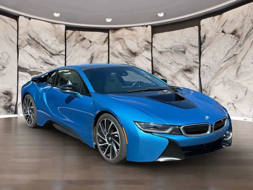 2015 BMW i8 Base — photo 1 of 13