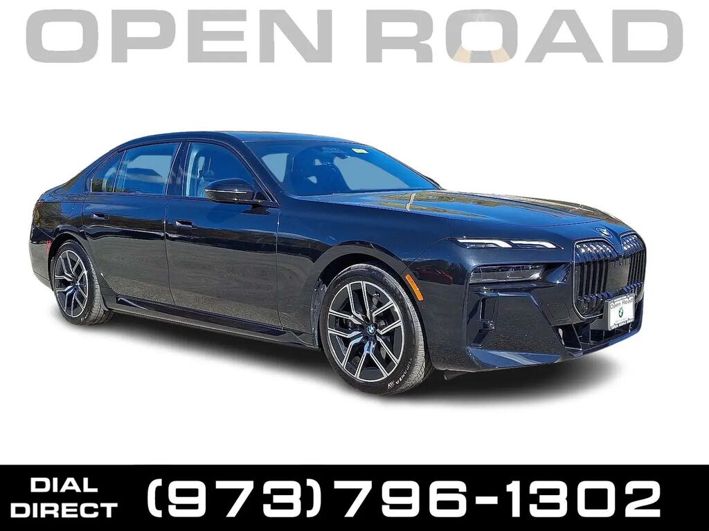 2024 BMW i7 eDrive50 — photo 1 of 13