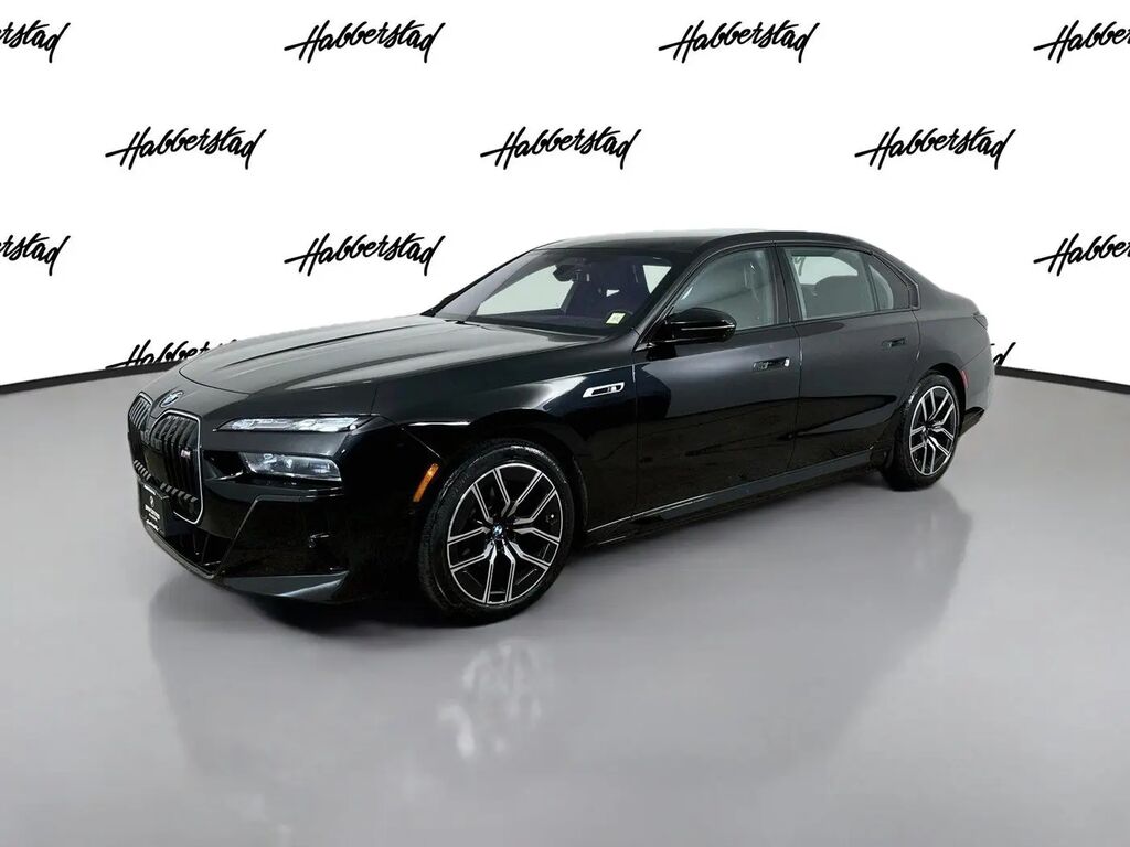 2024 BMW i7 M70 — photo 1 of 13