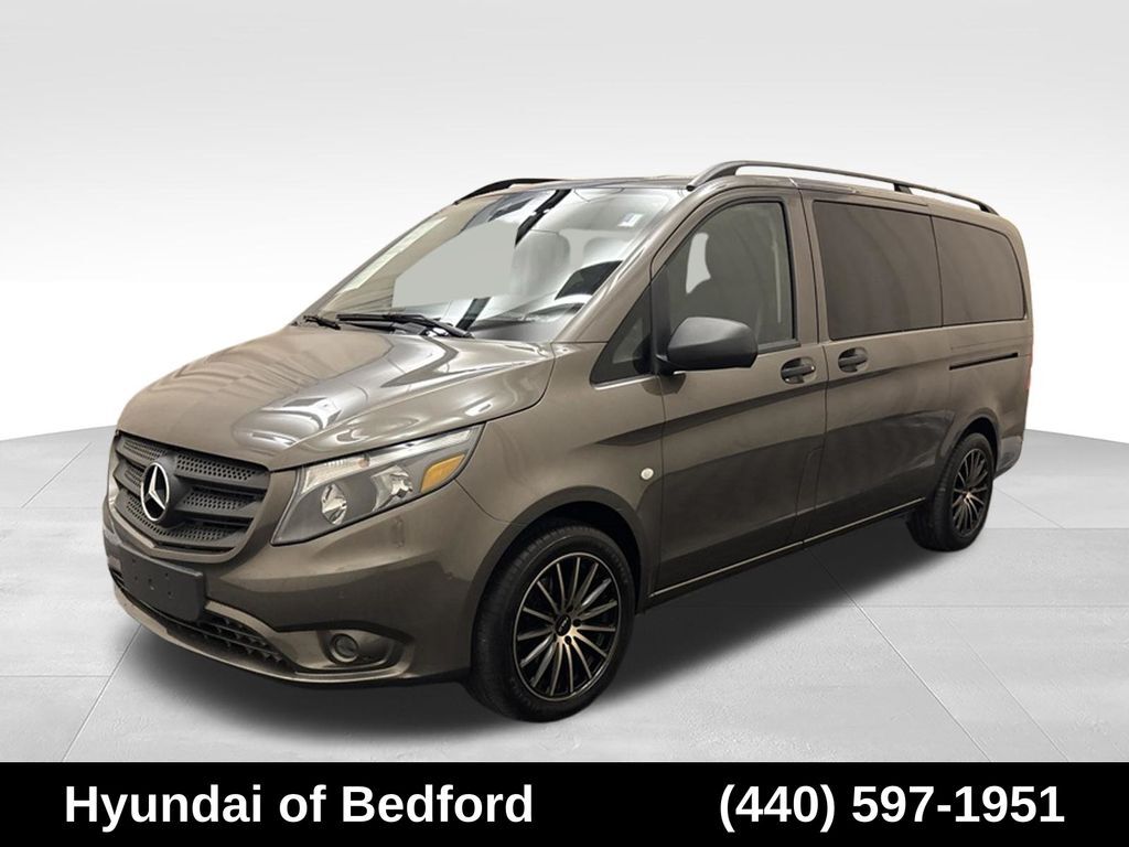 2016 Mercedes-Benz Metris Passenger — photo 1 of 13
