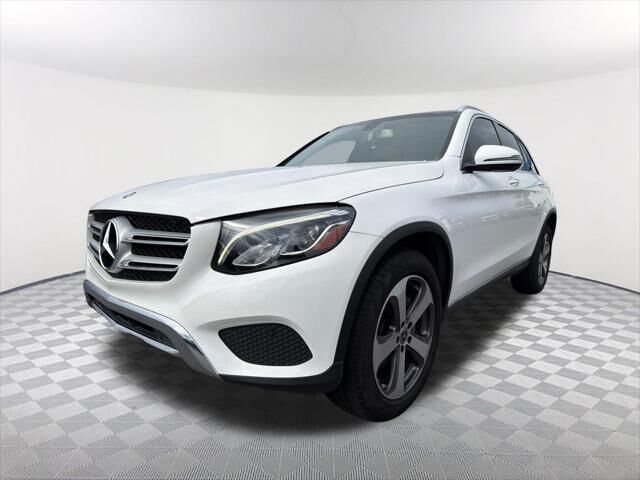 2019 Mercedes-Benz GLC GLC 300 — photo 1 of 2
