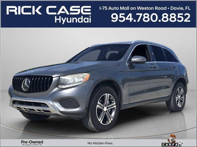 2017 Mercedes-Benz GLC GLC 300 — photo 1 of 13