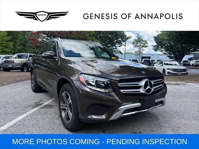 2018 Mercedes-Benz GLC GLC 300 4MATIC — photo 1 of 5