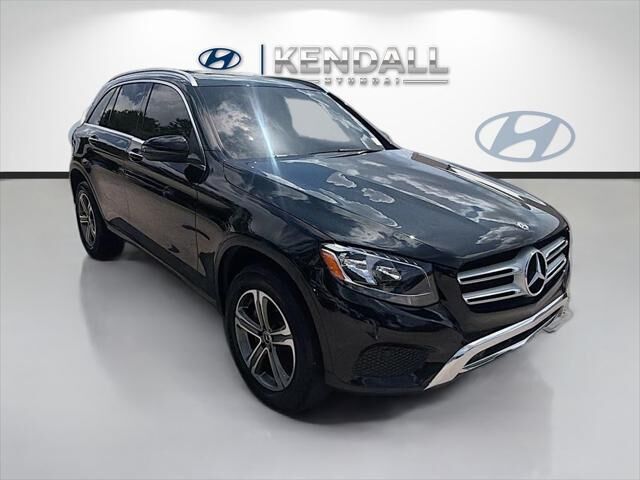 2019 Mercedes-Benz GLC GLC 300 4MATIC — photo 1 of 12