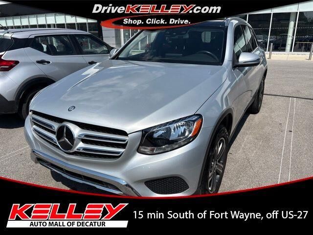 2016 Mercedes-Benz GLC GLC 300 4MATIC — photo 1 of 26