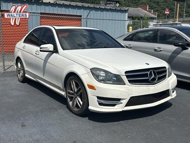 2014 Mercedes-Benz C-Class C 250 Luxury — photo 1 of 30