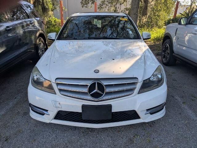 2013 Mercedes-Benz C-Class C 300 Luxury 4MATIC
