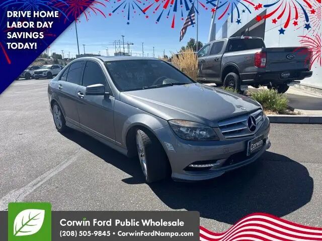 2011 Mercedes-Benz C-Class C 300 Luxury 4MATIC