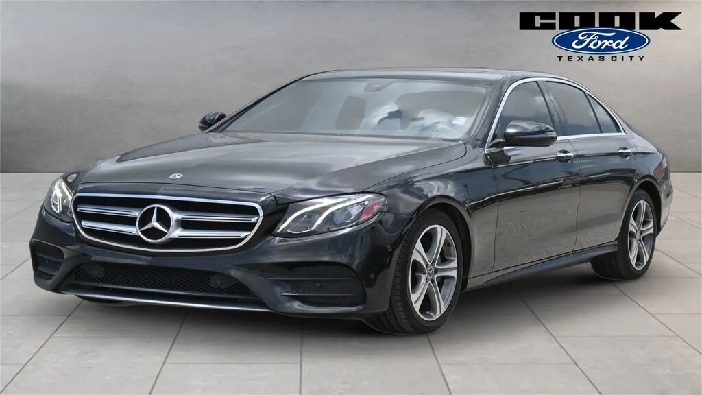 2017 Mercedes-Benz E-Class E 300 — photo 1 of 15