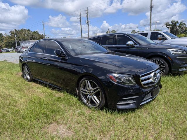 2019 Mercedes-Benz E-Class E 300 — photo 1 of 13