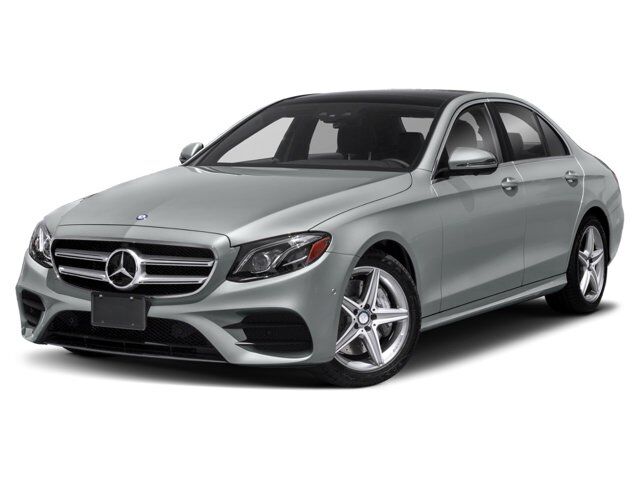 2019 Mercedes-Benz E-Class E 300 — photo 1 of 1