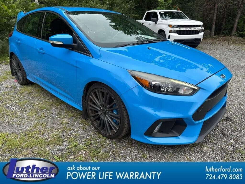 2017 Ford Focus RS — photo 1 of 2