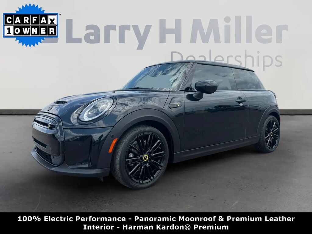2023 MINI Hardtop 2 Door Cooper SE — photo 1 of 14