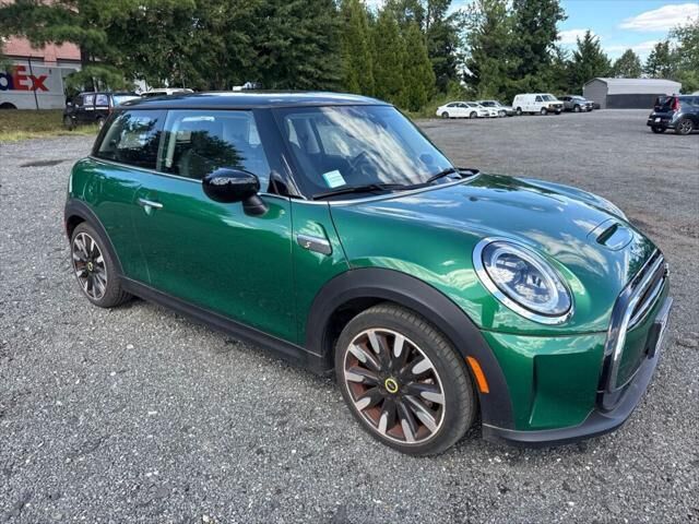 2024 MINI Hardtop 2 Door Cooper SE