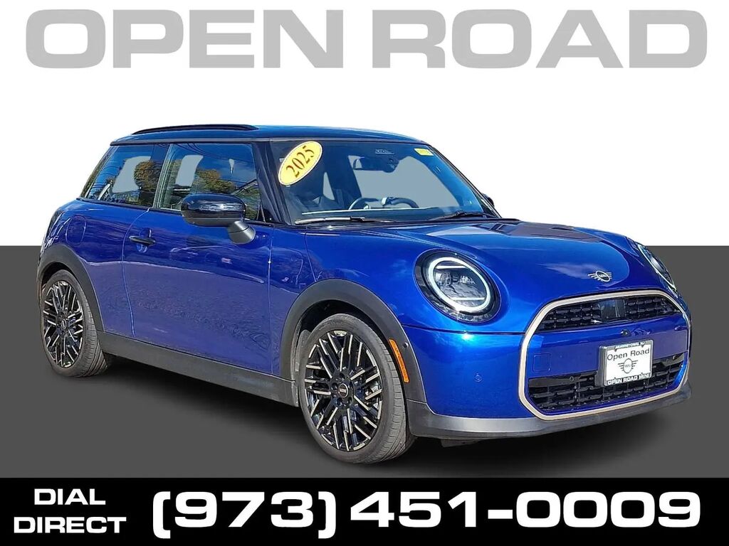 2025 MINI Hardtop 2 Door Cooper — photo 1 of 14