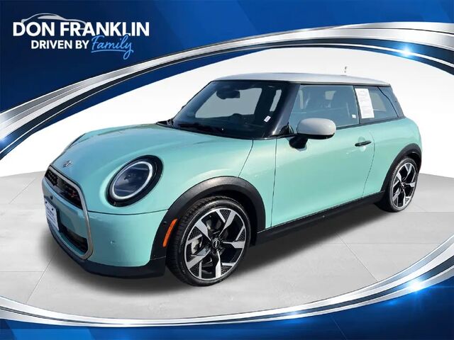 2025 MINI Hardtop 2 Door Cooper S Signature Trim