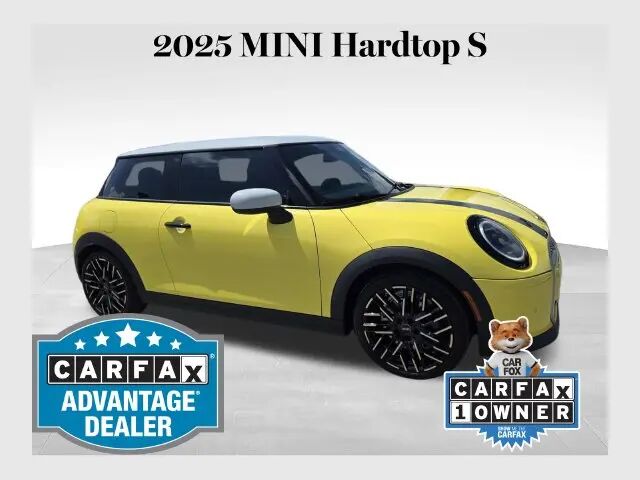 2025 MINI Hardtop 2 Door Cooper S Signature Trim