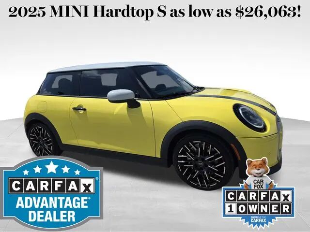 2025 MINI Hardtop 2 Door Cooper S Signature Trim — photo 1 of 27