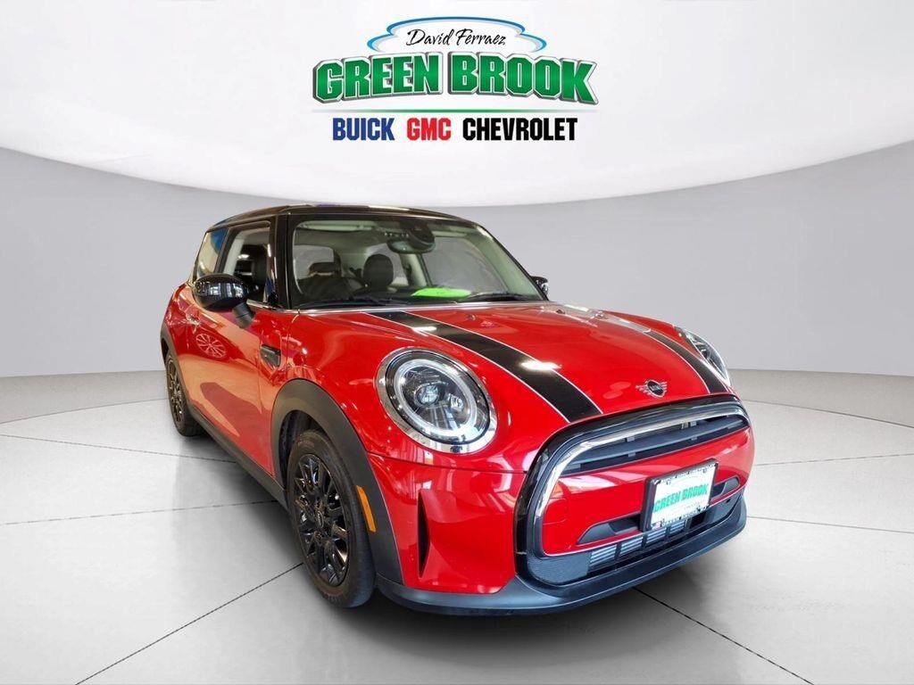 2023 MINI Hardtop 2 Door Cooper — photo 1 of 14