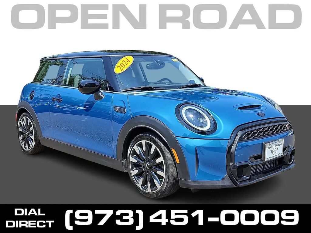 2024 MINI Hardtop 2 Door Cooper S — photo 1 of 13