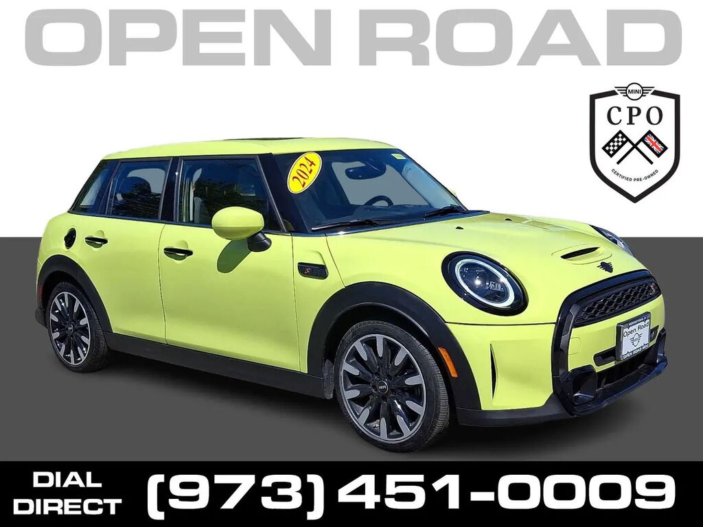 2024 MINI Hardtop 4 Door Cooper S — photo 1 of 1